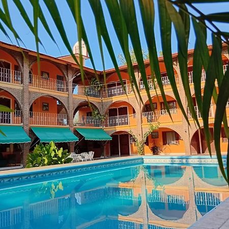Hotel Hf Hacienda San Francisco Puente Nacional المظهر الخارجي الصورة
