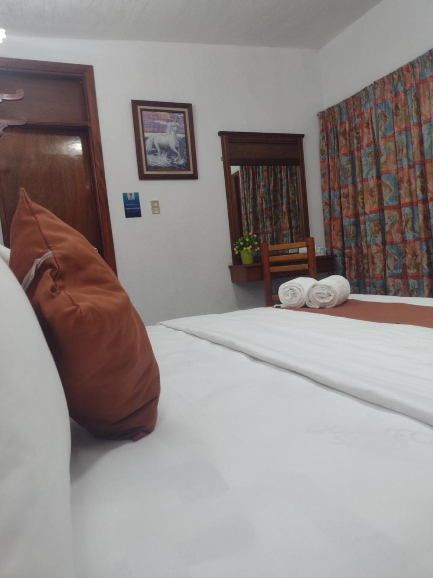Hotel Hf Hacienda San Francisco Puente Nacional الغرفة الصورة