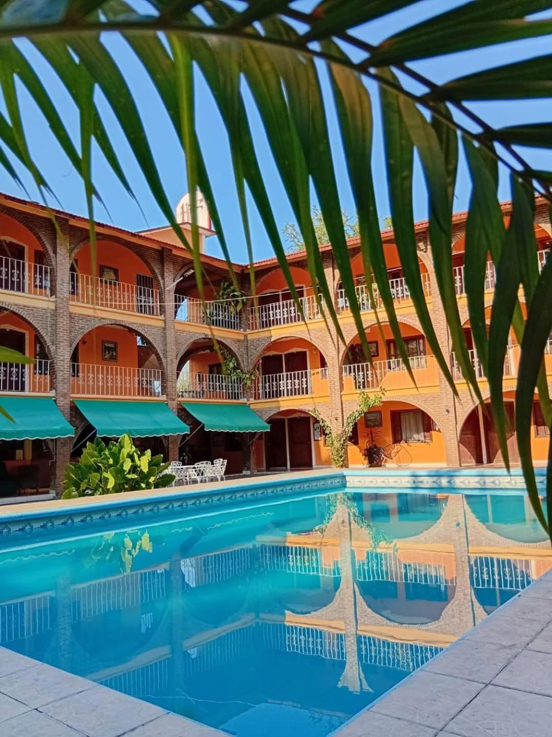Hotel Hf Hacienda San Francisco Puente Nacional المظهر الخارجي الصورة